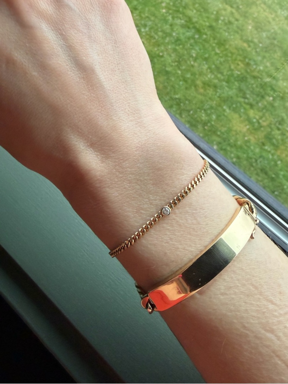 14k Curb Chain Bracelet with Bezel Set Diamond